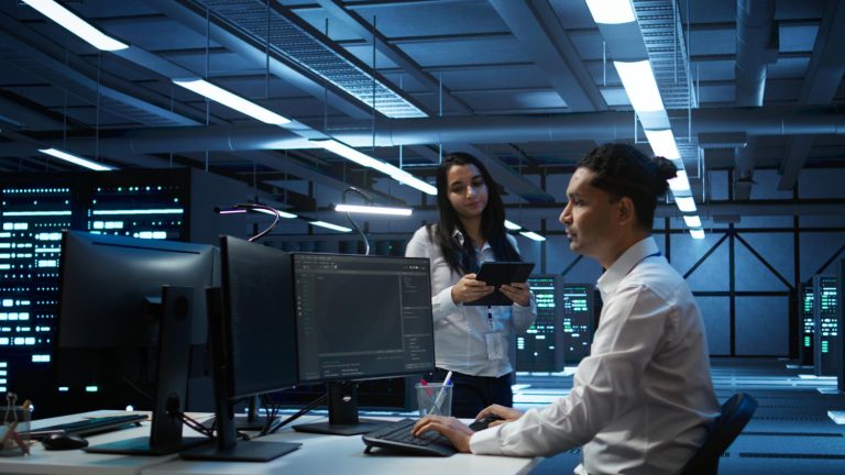 Building a Connected Oracle Ecosystem for a Global Data Center Provider